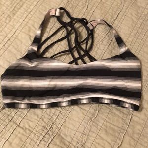 Lululemon free to be wild bra size 10